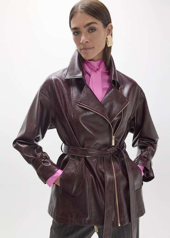 CHAQUETA LARGA TIPO BIKER EFECTO PIEL CON CINTURON